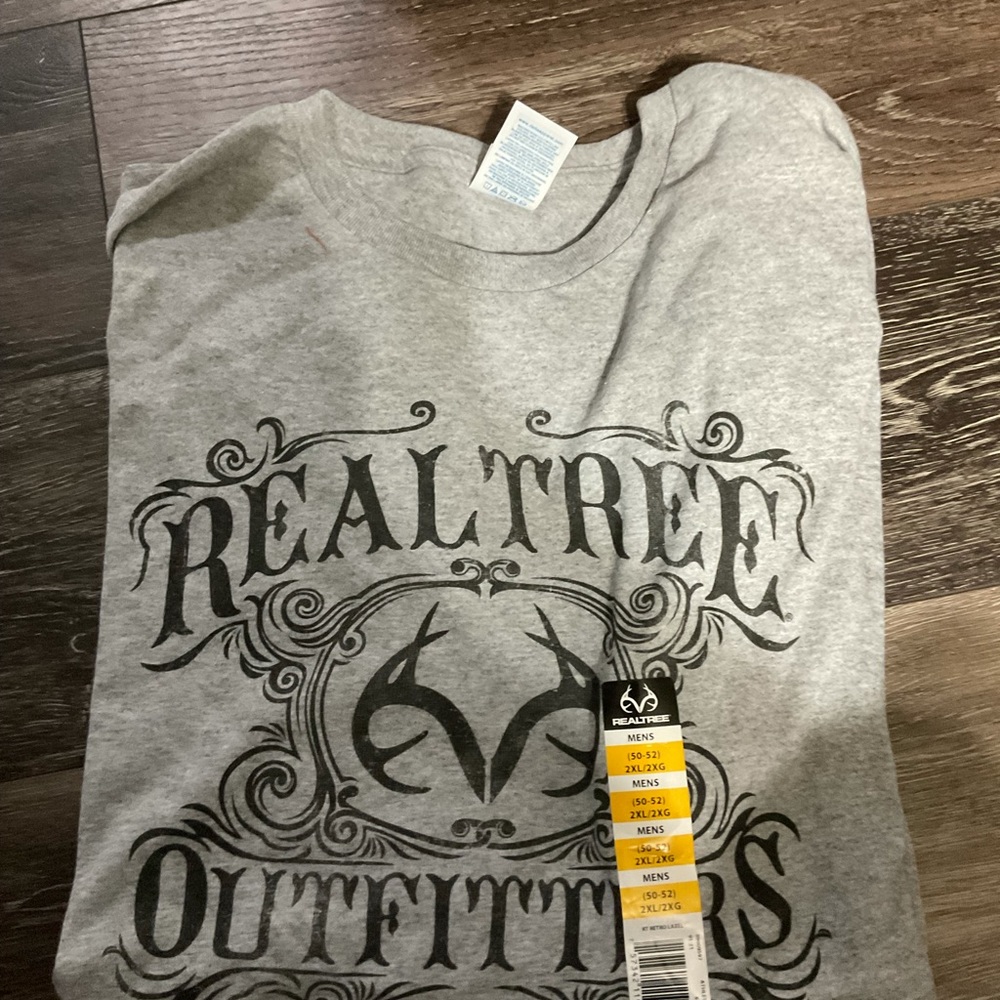 Real tree long sleeve tee